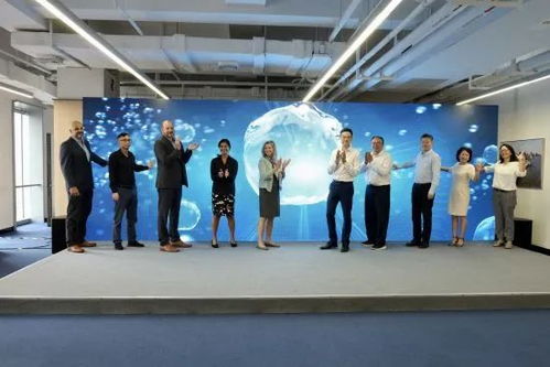 康明斯Accelera氫燃料電池助力臨港公交創造新紀錄，開啟低碳交通新篇章